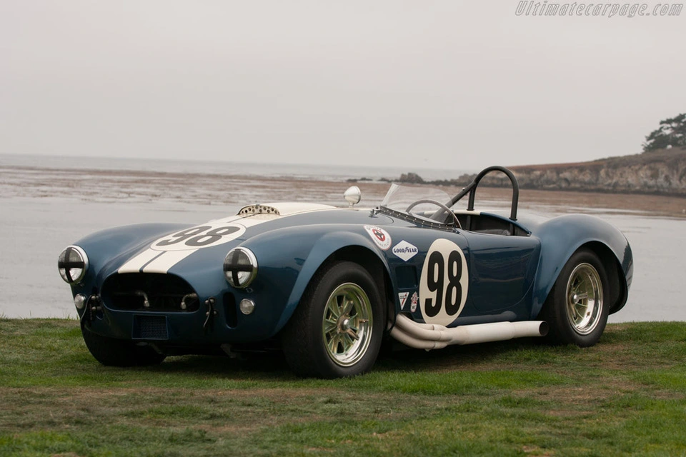AC-Shelby-Cobra-427-Competition_1.webp