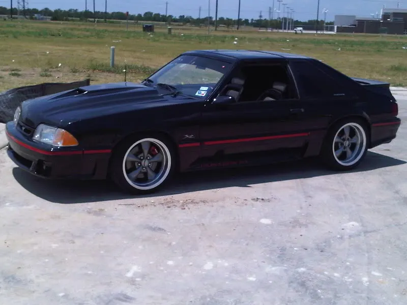 blackGT.webp
