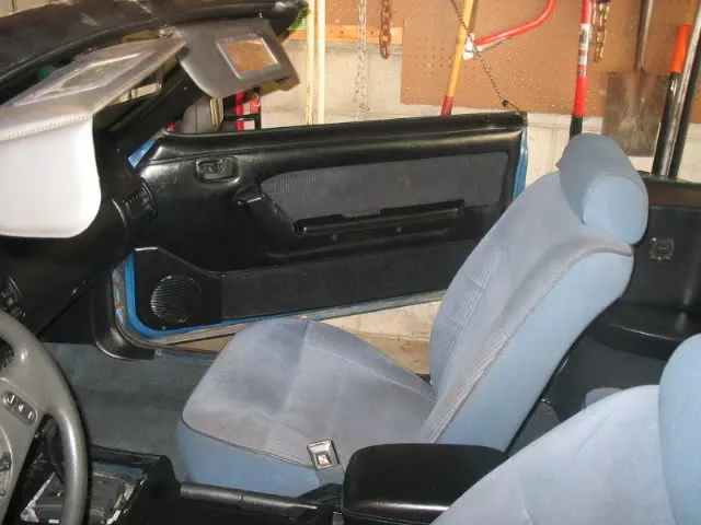 blackinteriorconversionbluetobla-10.webp