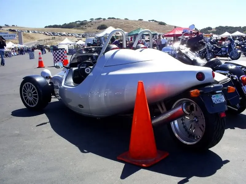 BMWtrike2.webp