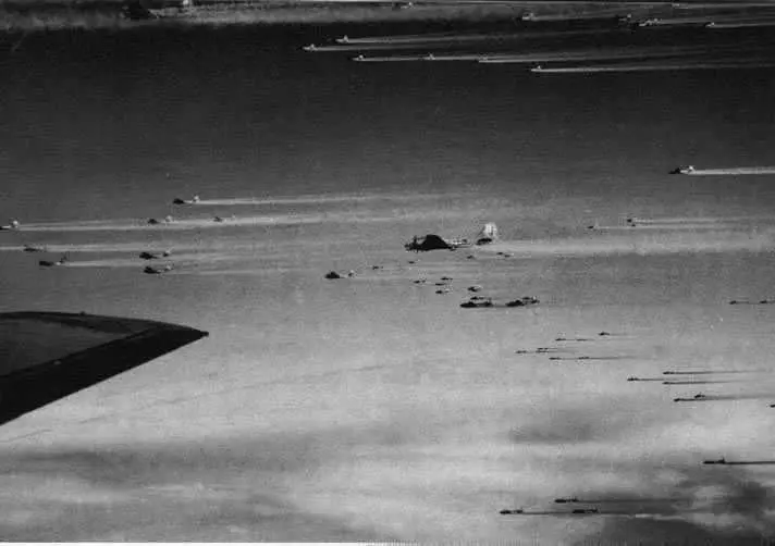 Bomber_stream.webp