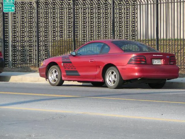boss-red.webp