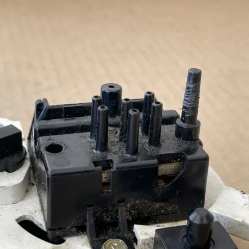 brocken ac switch.webp