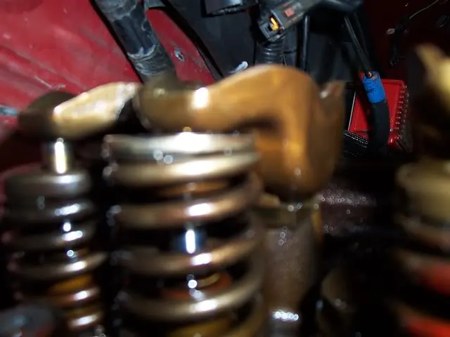 Broken_valve_keepers_11.webp