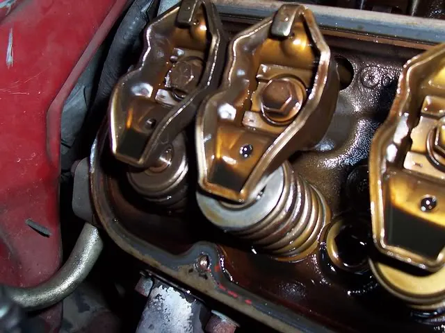 Broken_valve_keepers_2.webp