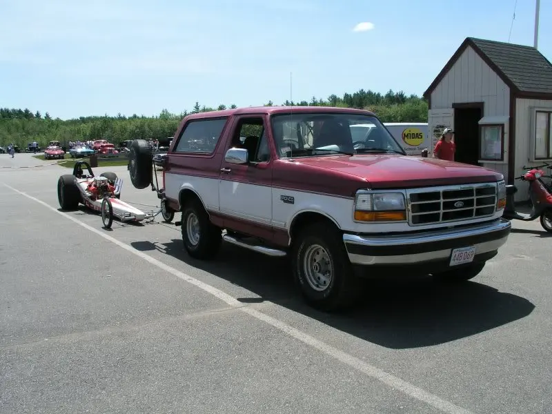 bronco-tow.webp