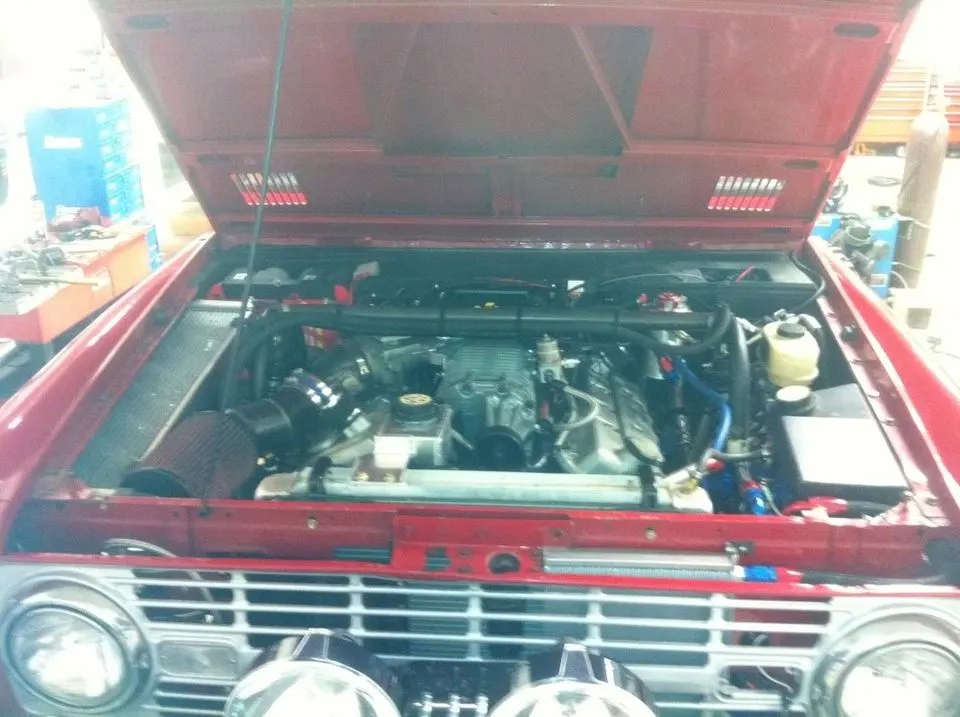 Bronco33011003.webp