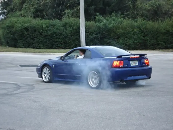 car1.webp