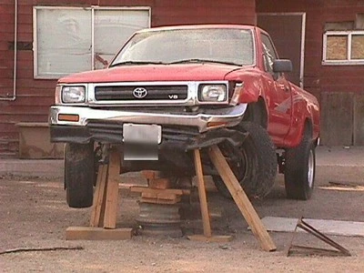 car_jack_8CB15DBE-D037-A779-BAC1277A571EA587.webp