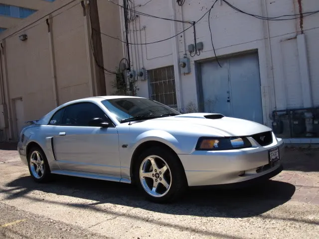 carshow192.webp