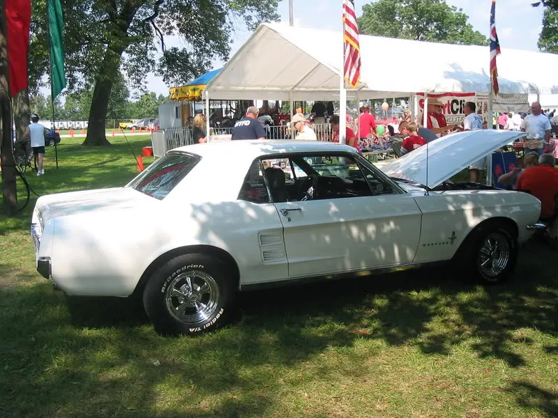 carshowpics037.webp