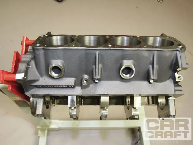 ccrp-1111-03-o+ford-racing-boss-351-block+deck-height.webp