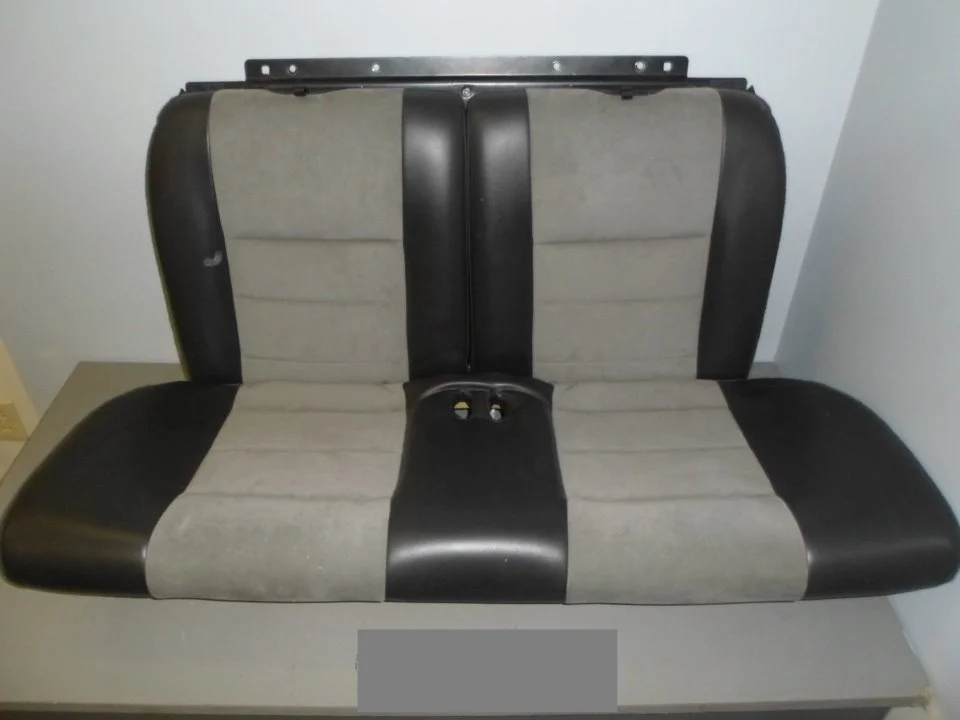 cobra coupe seat.webp