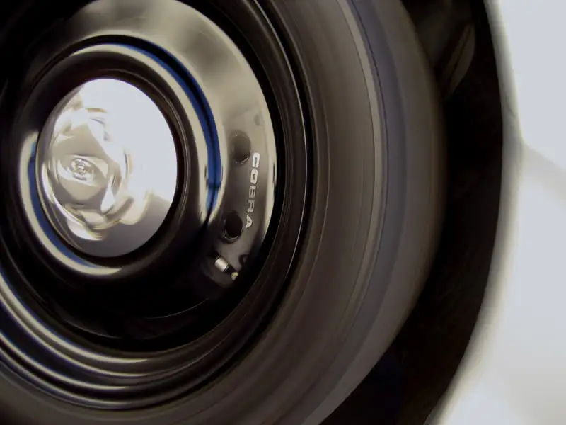 Cobrabrakesinmotion.webp