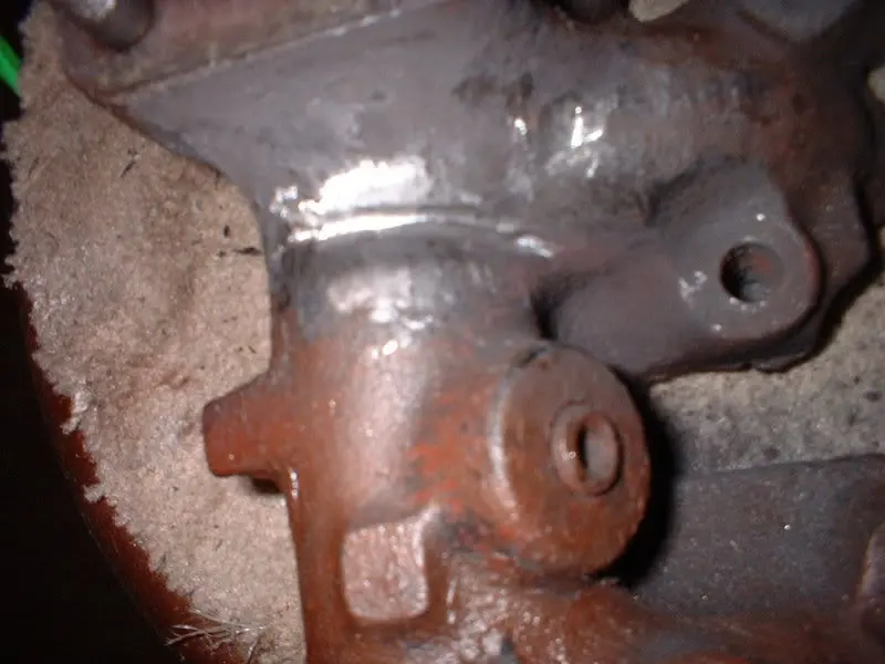 crackedE3004.webp