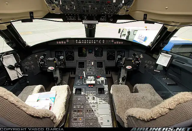 CRJ-200.webp