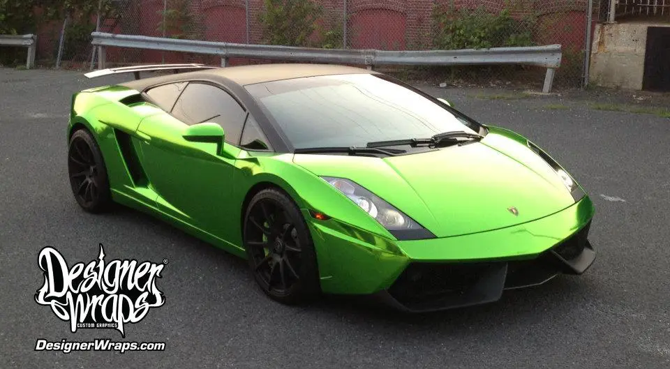 DesignerWraps-Green-Chrome-Lambo-Gallardo-0.webp