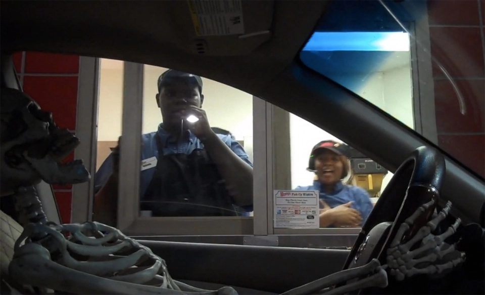 Drive-Thru-Skeleton-Prank.webp
