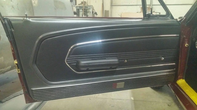 Driver_door_interior.sized.webp