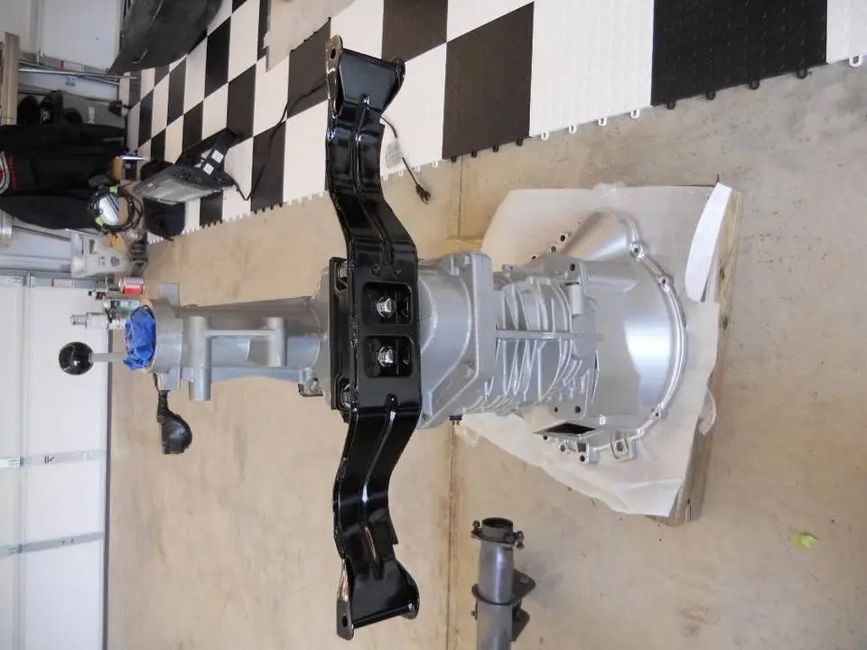 enginebay020.webp