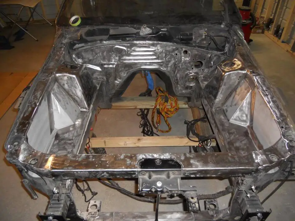 EngineBay119.webp