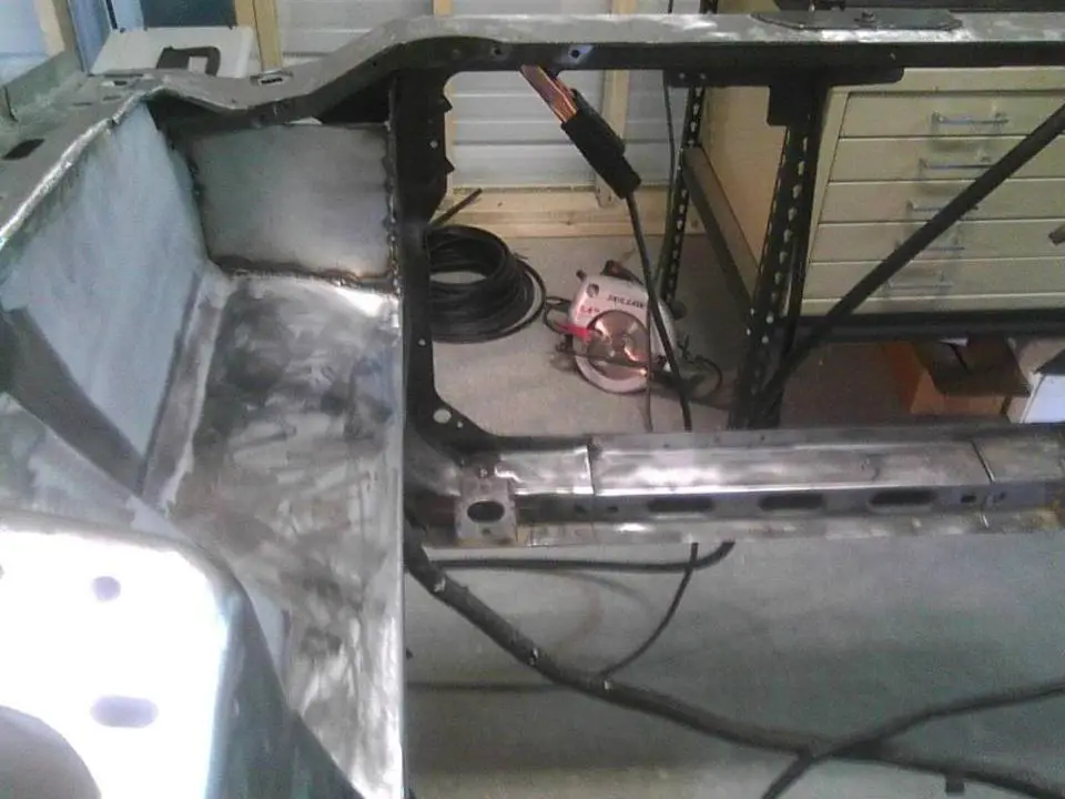EngineBay124.webp