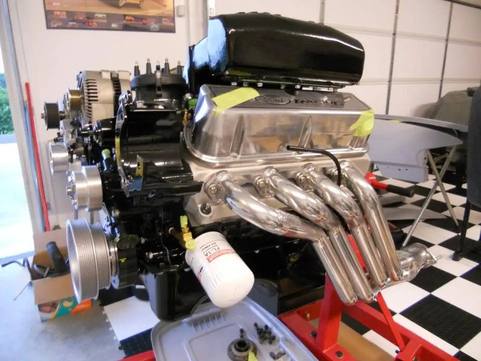 enginebayq3001.webp