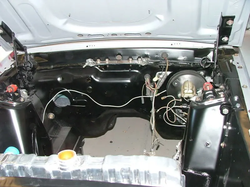 enginecompartfrontview.webp