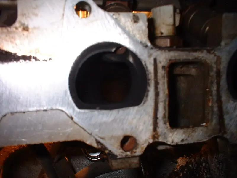 Enginepaint.disassemble001.webp