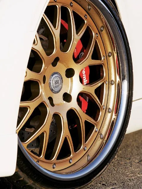 epcp_0801_10_z+bmw_335i_gold_forged_wheels+side_view.webp