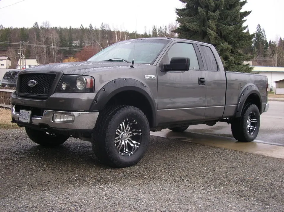 f150taillightrims003.webp