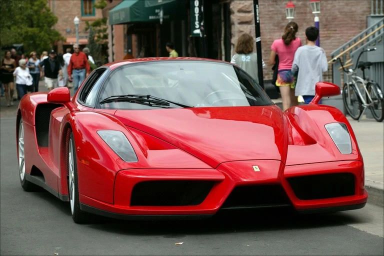 ferrari-enzo-2.webp