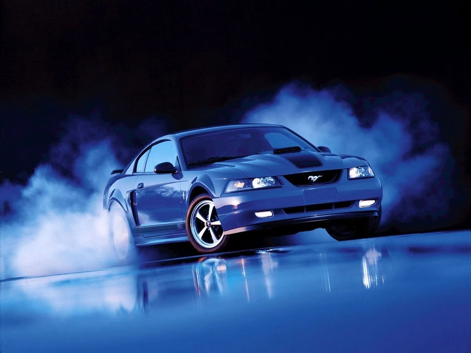 Ford%20Mustang%20Mach%201%202003%20-%201024x768.webp