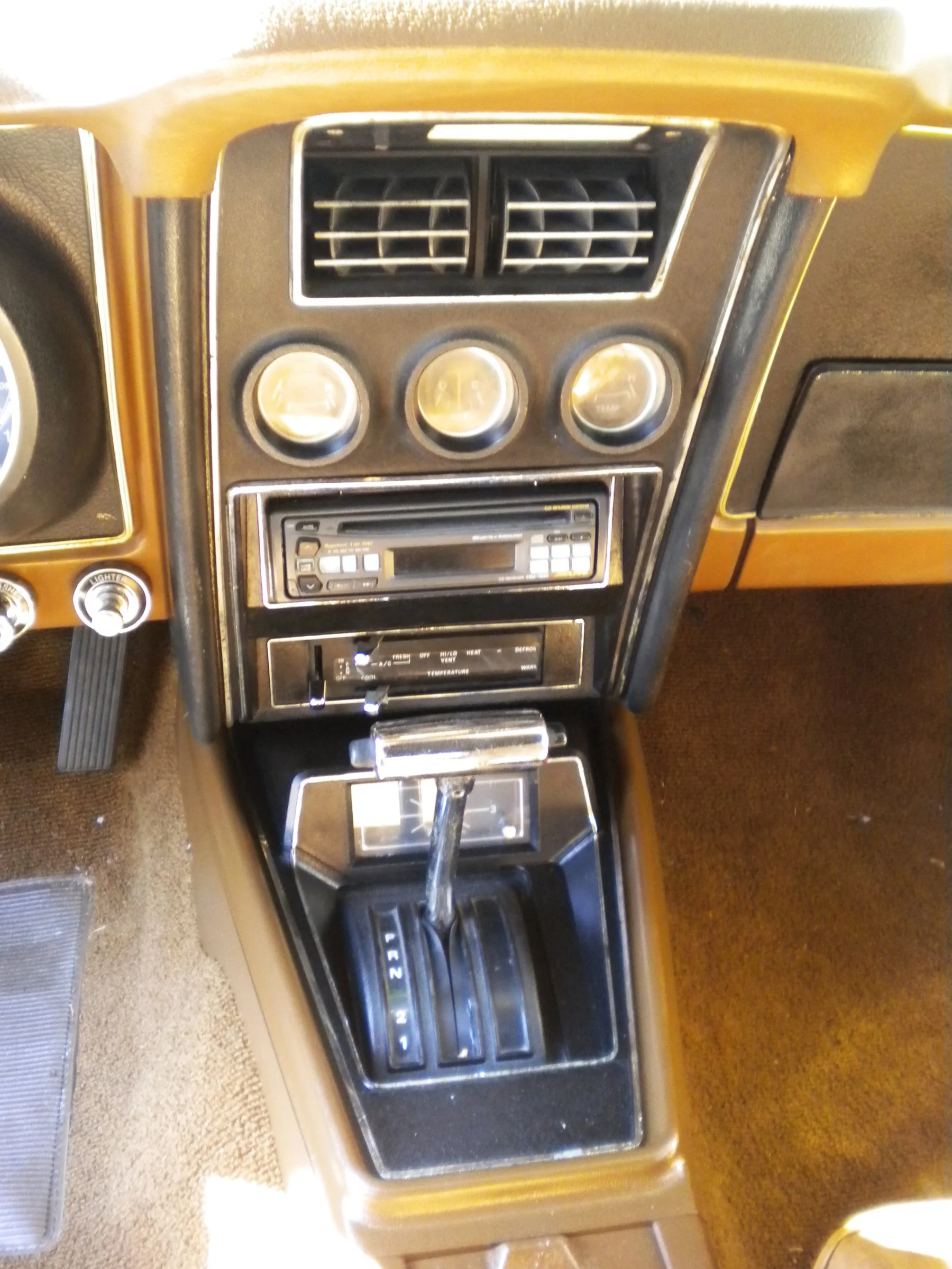 ford-mustang-1972-convertible-6.webp