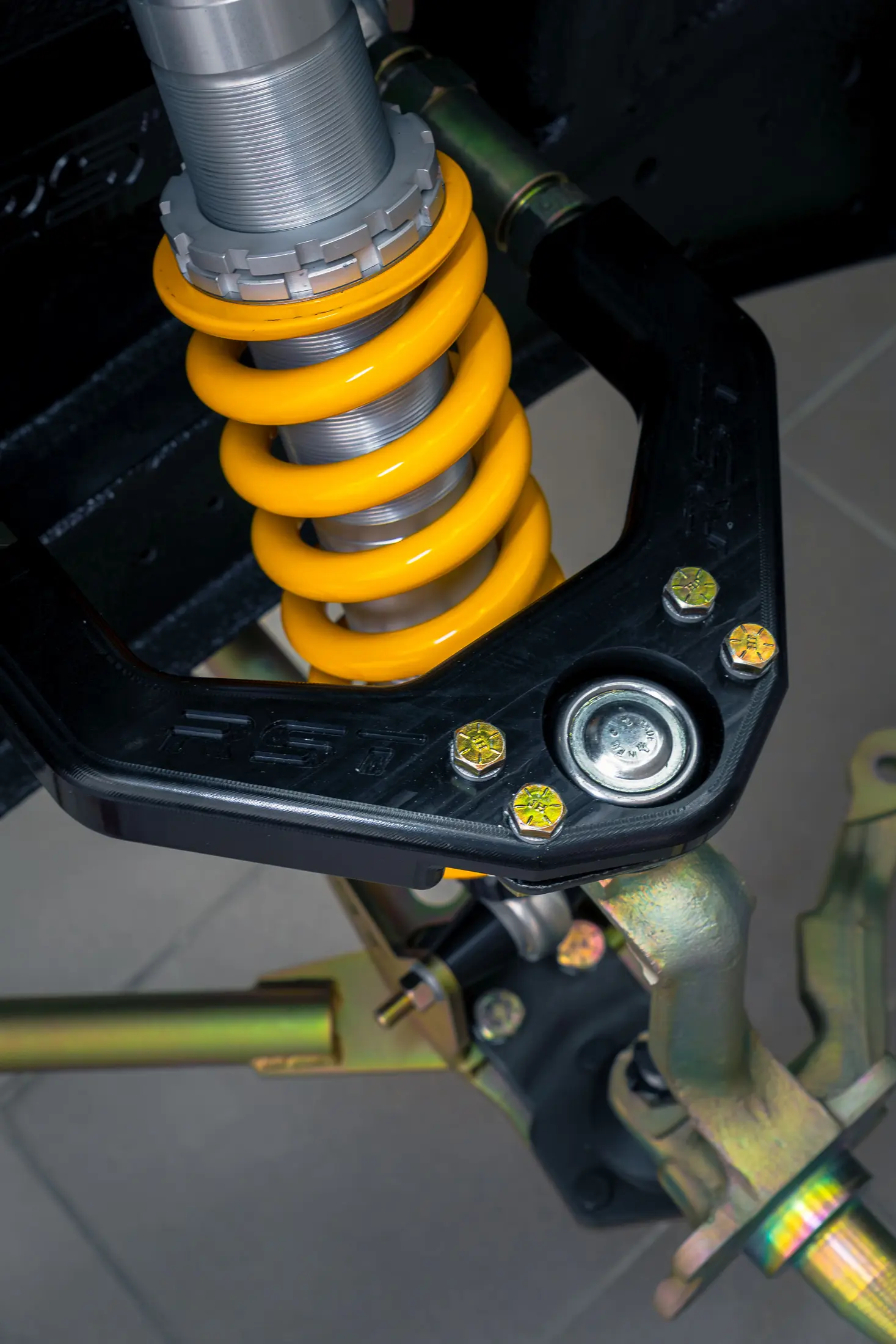 Ford-Mustang-Suspension-classic-60s-3.webp