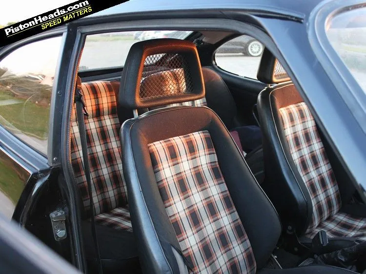 fordcapri4-L.webp