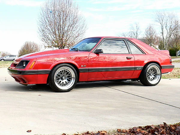 foxbody-mustang-ccw-wheels-pics.webp