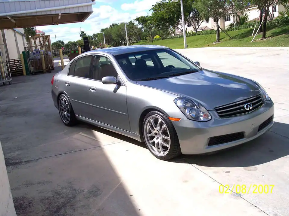 G35withNineteens009.webp