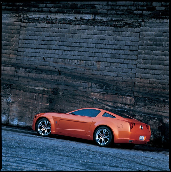 g_mustang_1280_10.webp