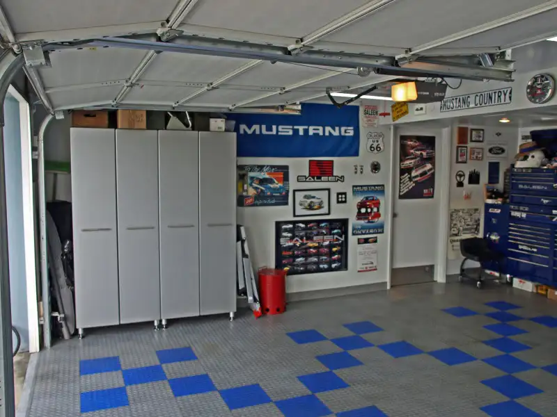 garage1.webp