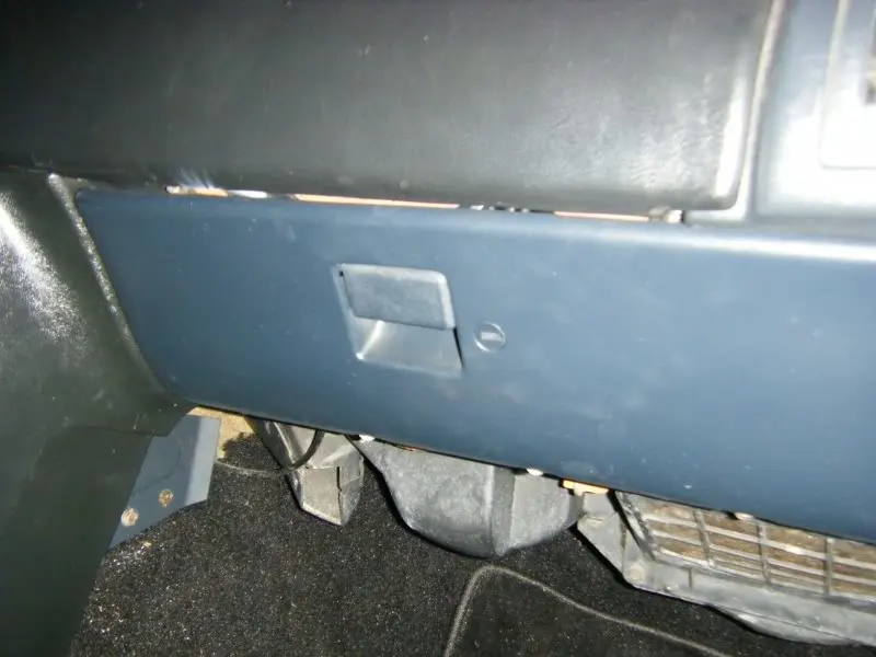 glovebox.webp