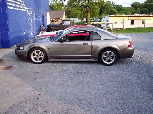 greycar2.webp
