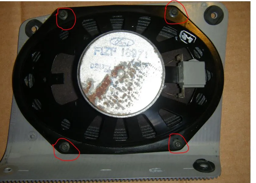 Grille_screw.webp