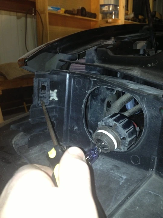headlight1.webp