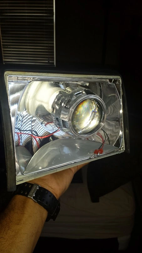 headlight1.webp