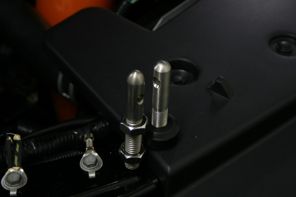 img9999kn4.webp