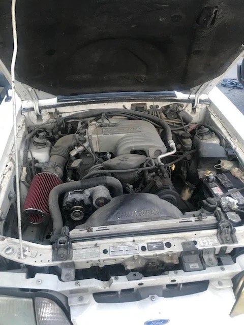 628010