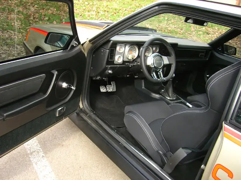 interior015.webp