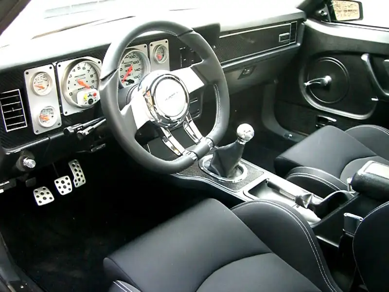 interior036.webp