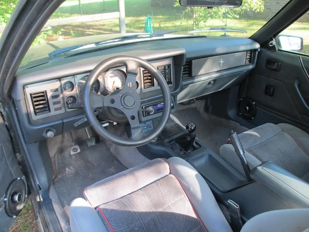 interior2_zps661dd96a.webp